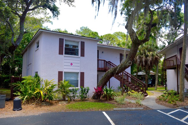 Building Photo - Forest West Apartments