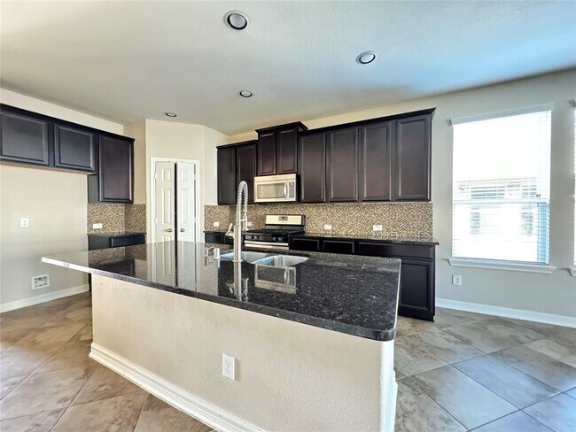 Foto del edificio - 9984 Stone Creek Ln