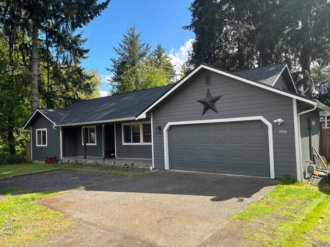 Building Photo - 3 Bedroom Olympia Home Available Soon!