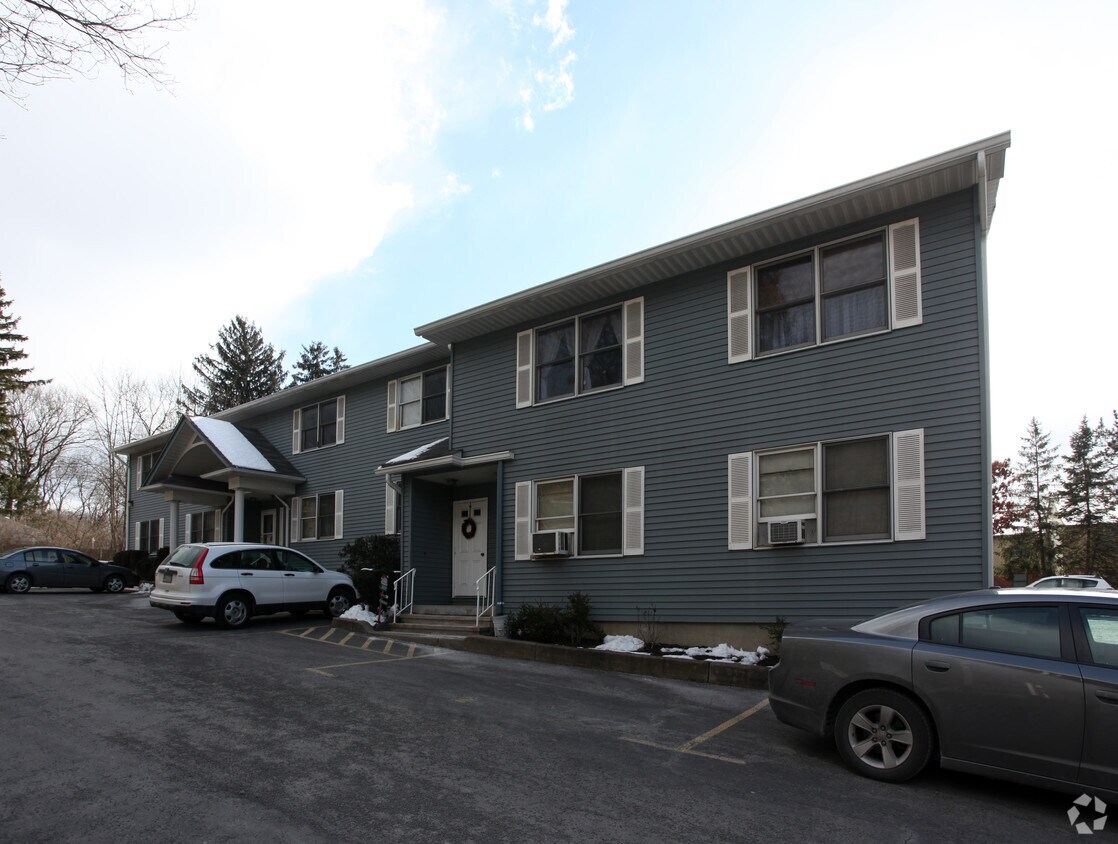 Building Photo - Lakeside Manor Apartments