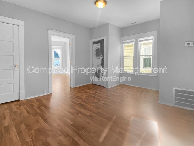 Building Photo - 1143 Sibley St NW
