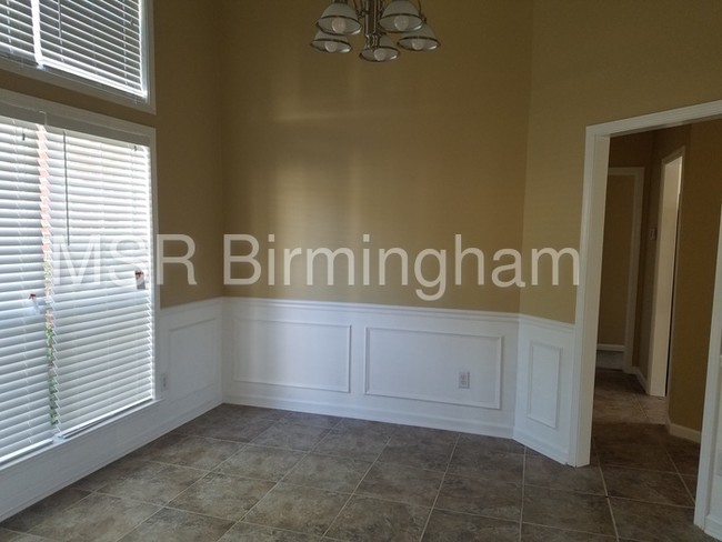 Building Photo - 392 Old Cahaba Trl