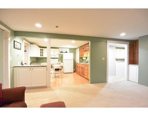Building Photo - 205 Chace Hill Rd