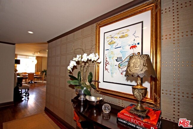 Foto del edificio - 412 N Palm Dr