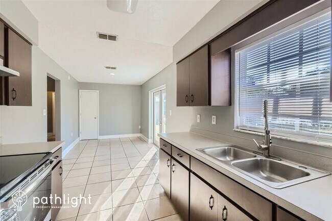 Building Photo - 855 Forrest Dr, Bartow, FL, 33830
