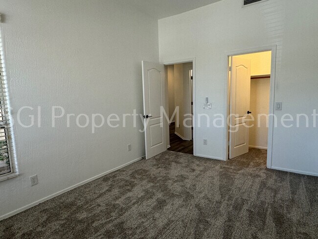 Foto del edificio - 11548 N 114th Pl