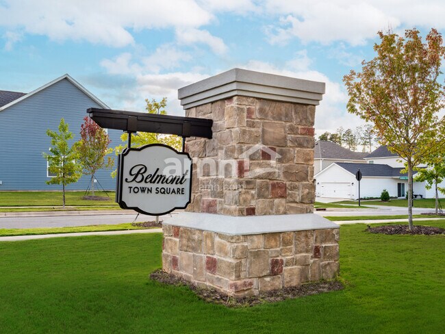 Foto del edificio - 165 Stowe Rd