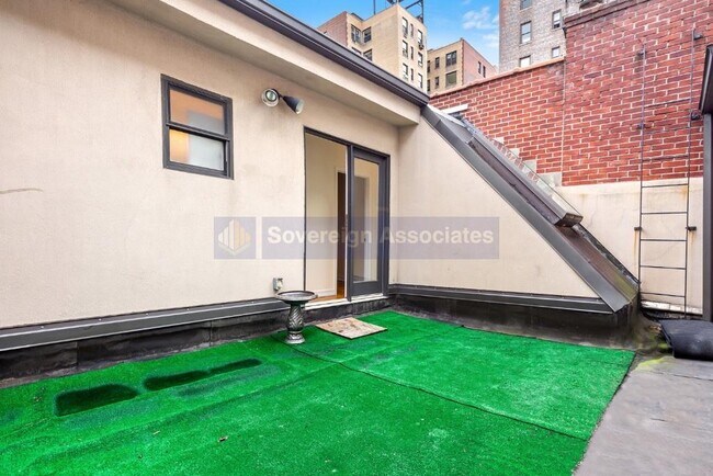 Building Photo - 315 West 82nd Street