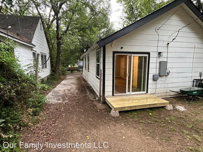 Foto del edificio - 2 br, 2 bath House - 1156 N Boston Pl