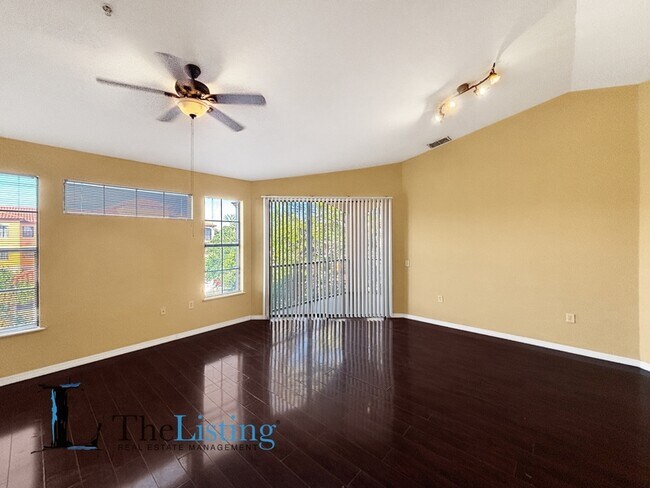 Foto del edificio - 6153 Metrowest Blvd