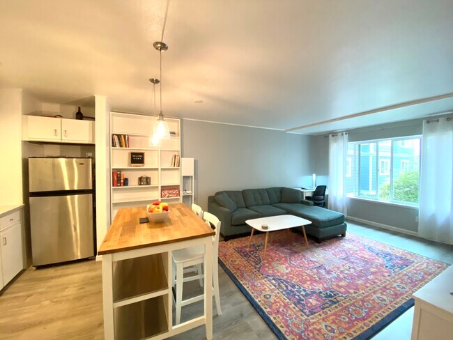 Building Photo - 57 Etruria St