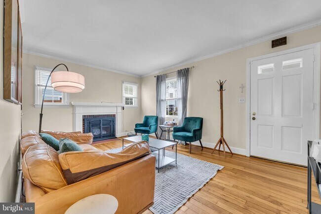 Foto del edificio - 2805 W George Mason Rd