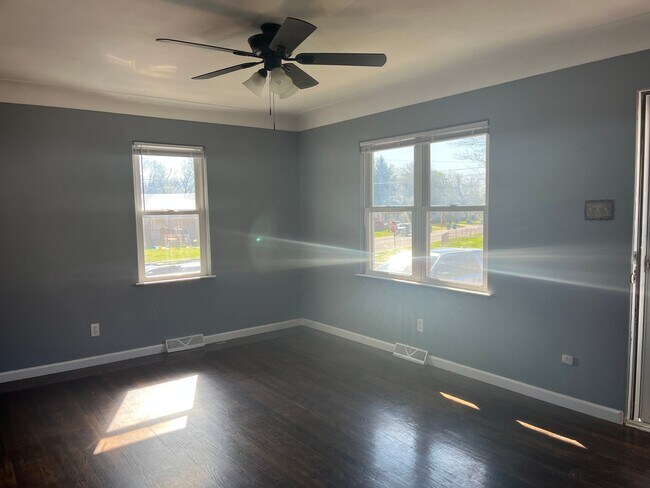Foto del edificio - 3868-3870 Western Ave