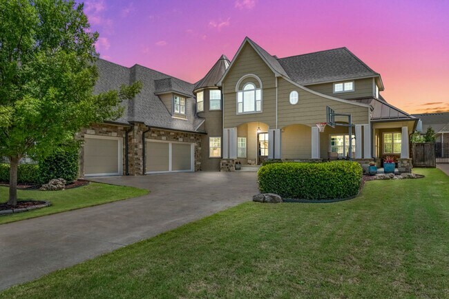 Foto del edificio - Beautiful Executive Home For Lease in the ...