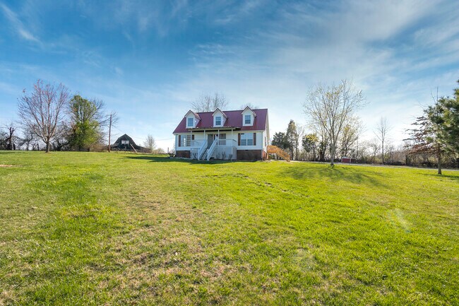 Foto del edificio - 1021 Pond Switch Rd