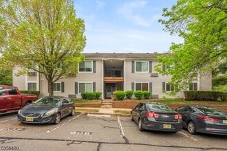 43 Bolton Ct