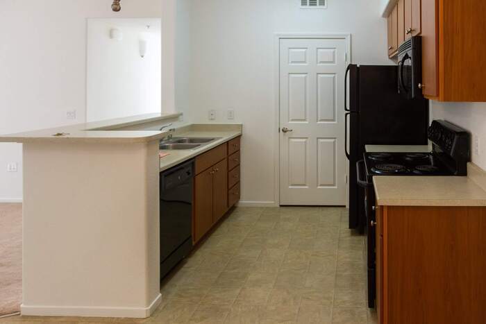 Foto principal - 1251 Whitney Ranch Pkwy