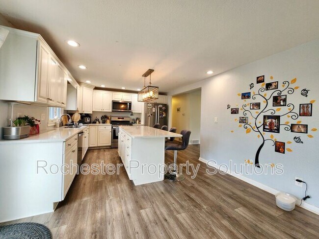 Building Photo - 144 Judy Ann Dr