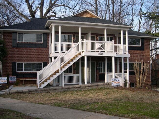 Photo - 615 N Spring St Apartment