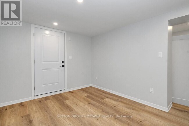 Building Photo - 2413 Ryan Dr