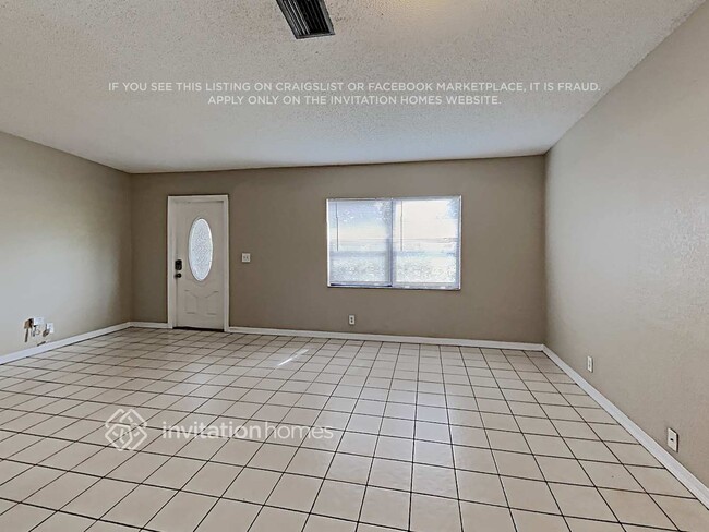 Building Photo - 319 SW 76th Terrace