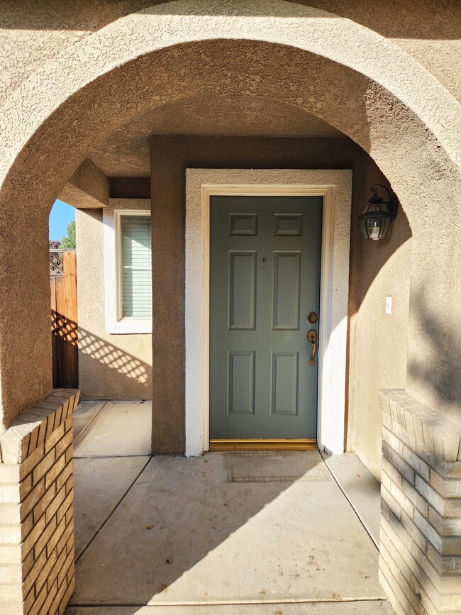 Building Photo - 11710 Walderi St