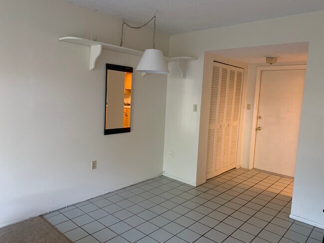 Foto del edificio - 8151 Blind Pass Rd