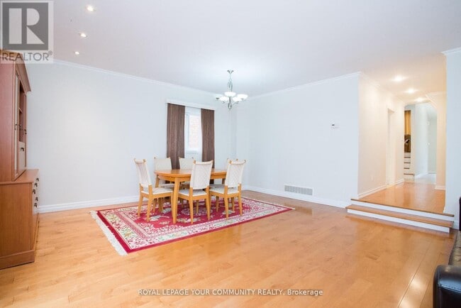 Photo du bâtiment - 90 Carnival Ct