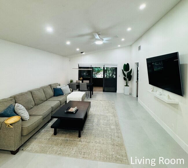 Building Photo - 3936 Arelia Dr