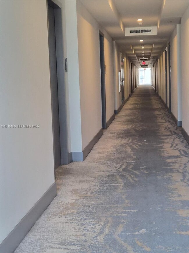 Foto del edificio - 5350 NW 84th Ave