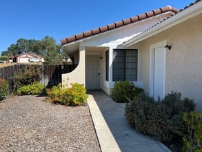 Building Photo - 309 Oak Meadow Ln