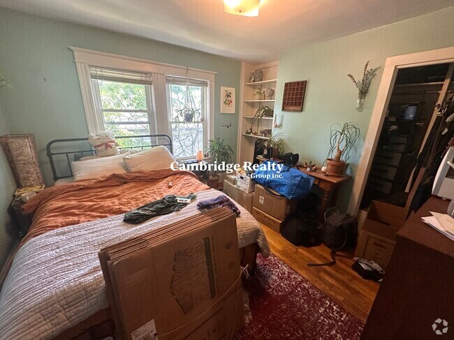 Building Photo - 21 Sartwell Ave