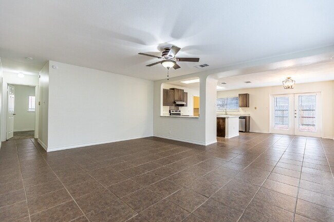 Foto del edificio - 9647 Barbwire