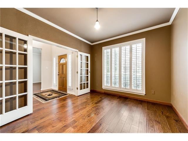 Foto del edificio - 2621 Pine Springs Dr
