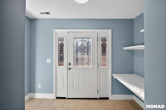 Building Photo - 1304 Seaton Rd