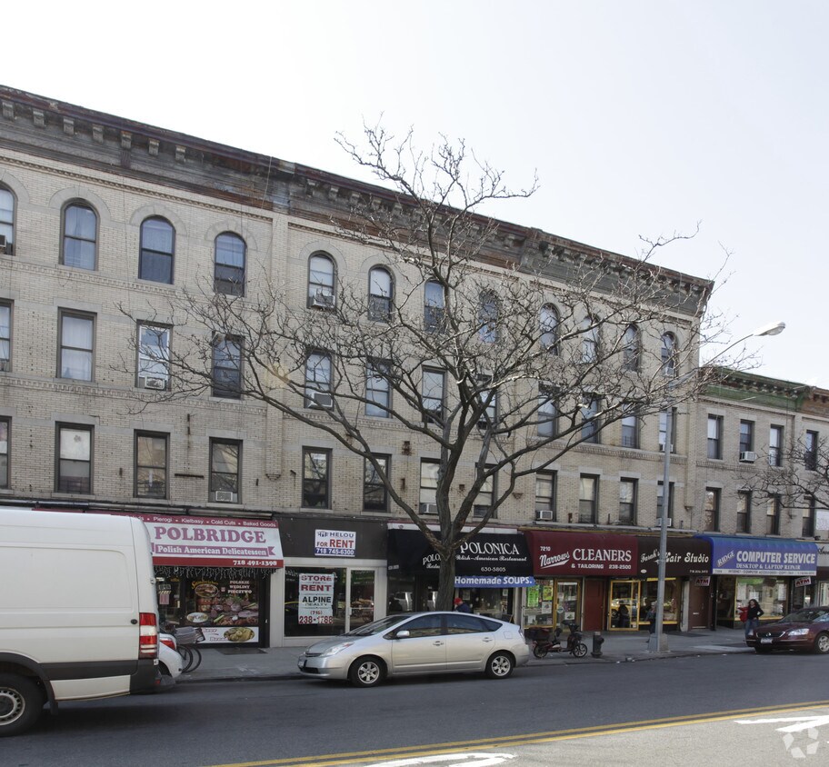 Foto principal - 7214 3rd Ave
