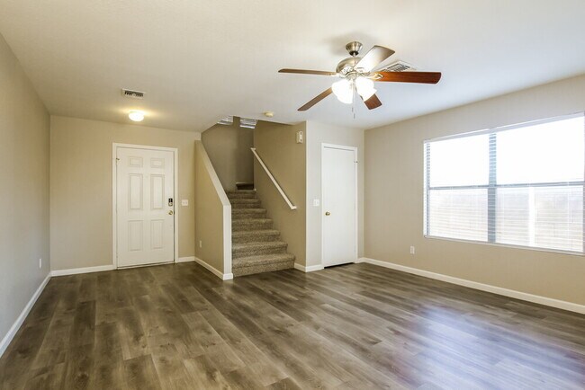 Building Photo - 3649 E Constitution Dr