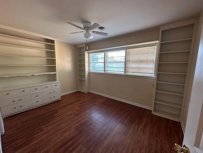 Foto del edificio - 3024 57th St