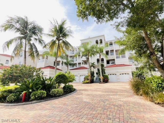 Foto del edificio - 1600 Clermont Dr