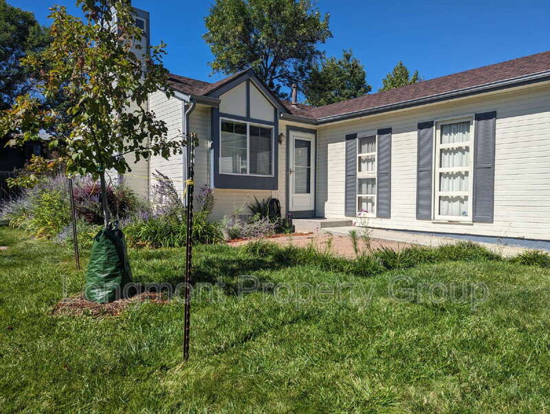 Primary Photo - 2189 Hackberry Cir