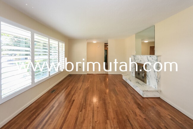 Building Photo - 415 E 4800 S
