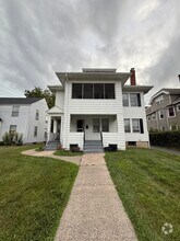 Building Photo - 91 Maplewood Ave