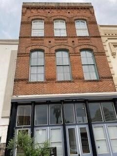 Primary Photo - 2415 Market St