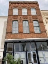 Building Photo - 2415 Market St