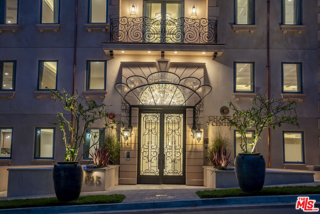 Foto principal - 1825 Pandora Ave