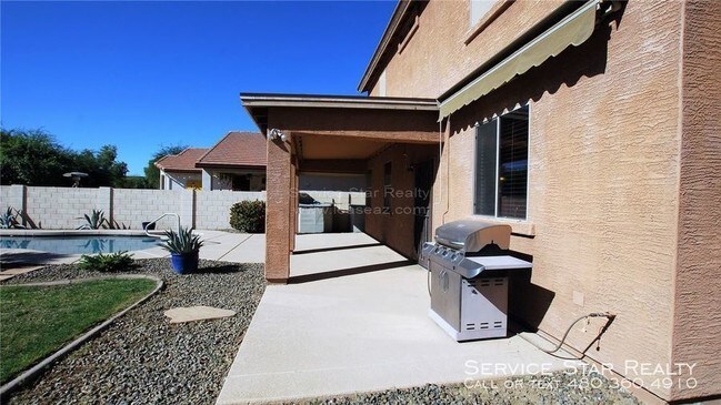 Foto del edificio - 533 E Harvest Rd