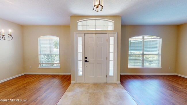 Foto del edificio - 14631 Millhopper Rd