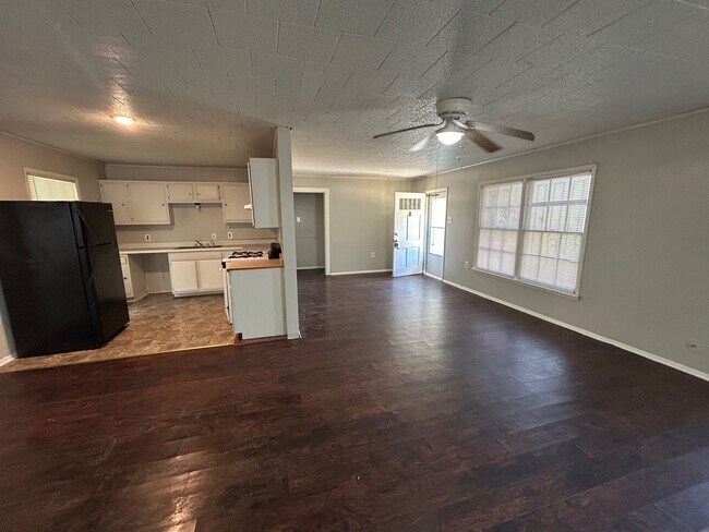 Foto del edificio - Central Waco Home