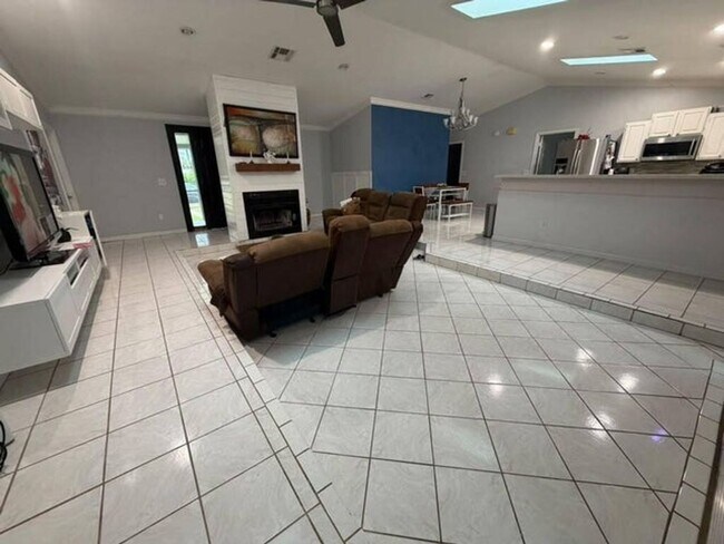 Foto del edificio - 11885 52nd Rd N