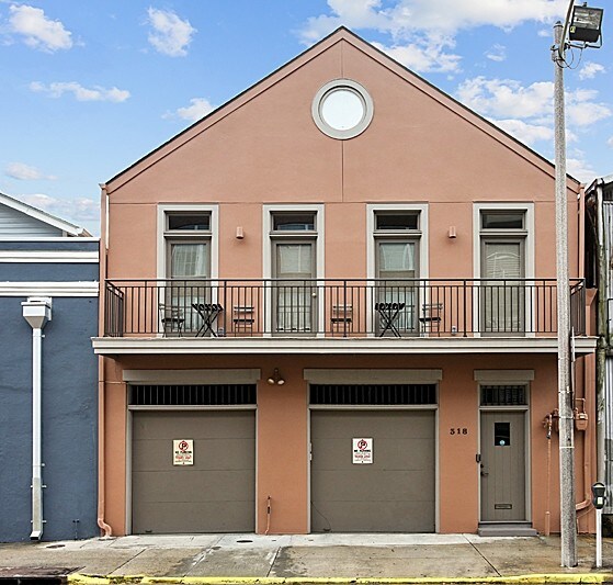 318 St Joseph St, New Orleans, LA 70130 Townhome Rentals in New